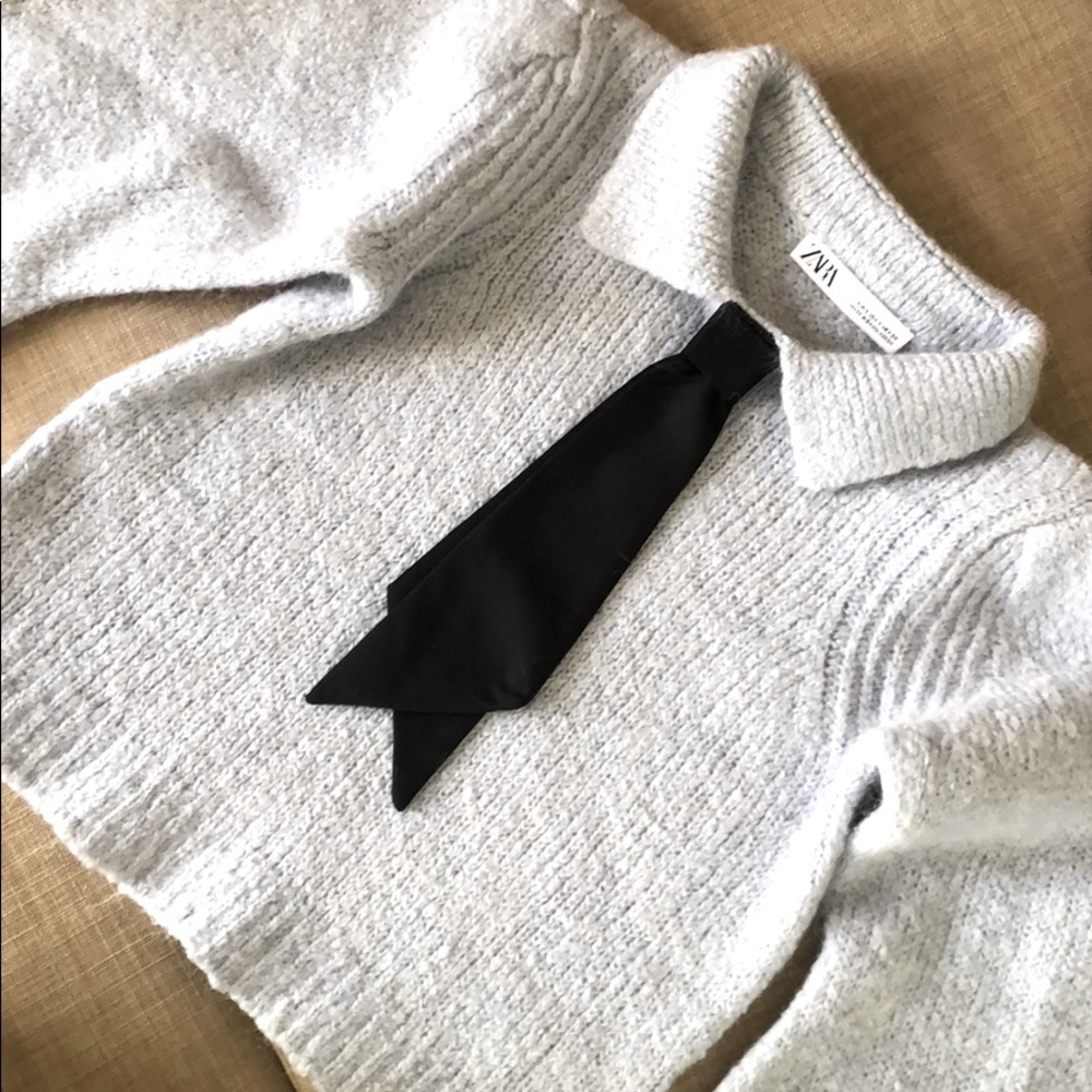 Preppy collared blue sweater